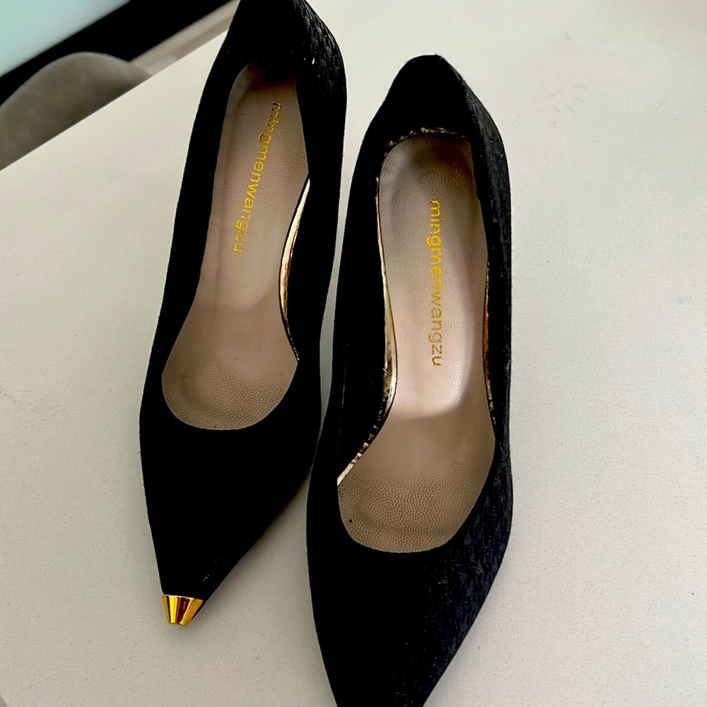 Black shoes
